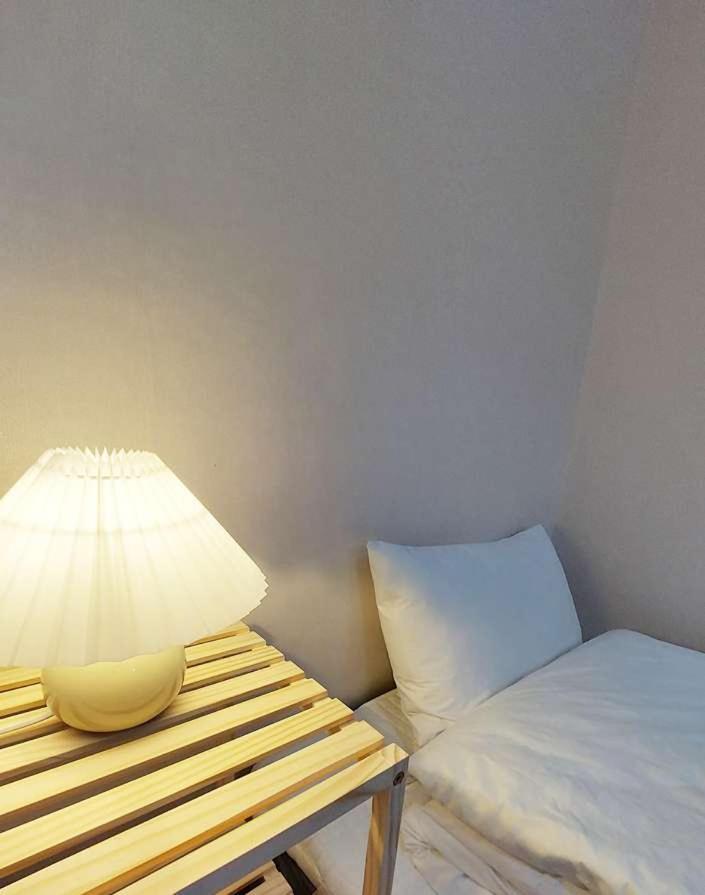 Blau Guesthouse Кёнджу Экстерьер фото